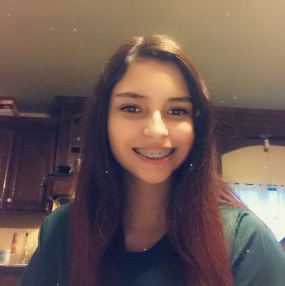 Meet your Posher, Zaida - Picture 1 of 1